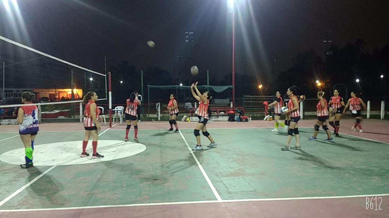 Nueva presentación para el vóley femenino 1