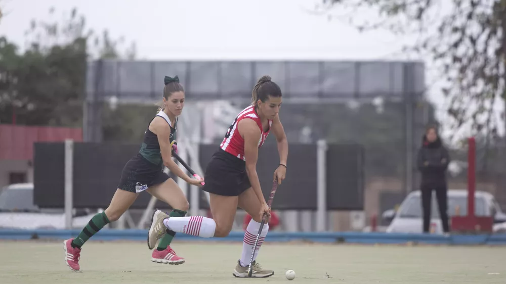 Hockey femenino vs TR