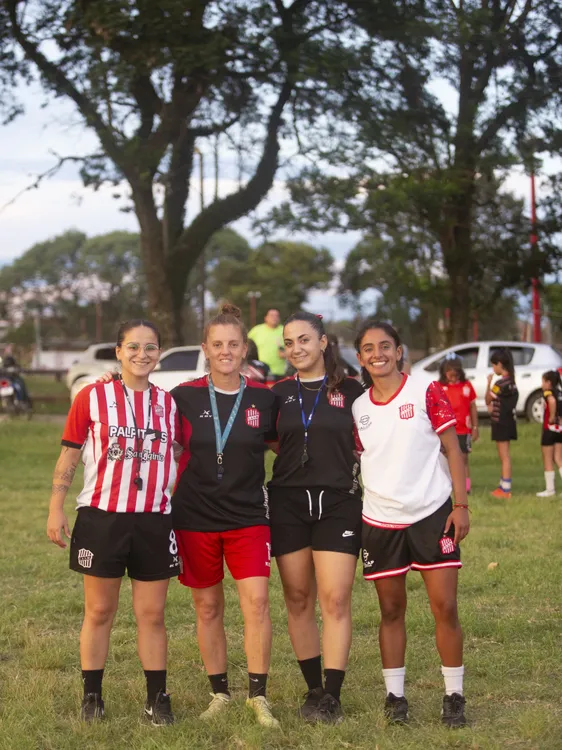 escuela de futbol femenino_2